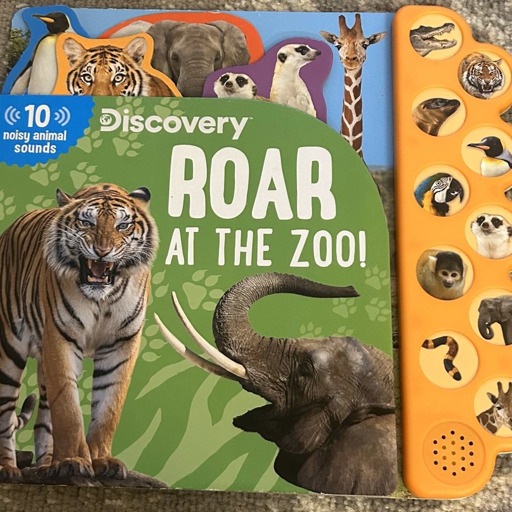 DK Publishing Discovery Animal Sounds-Roar at the Zoo Board Book
